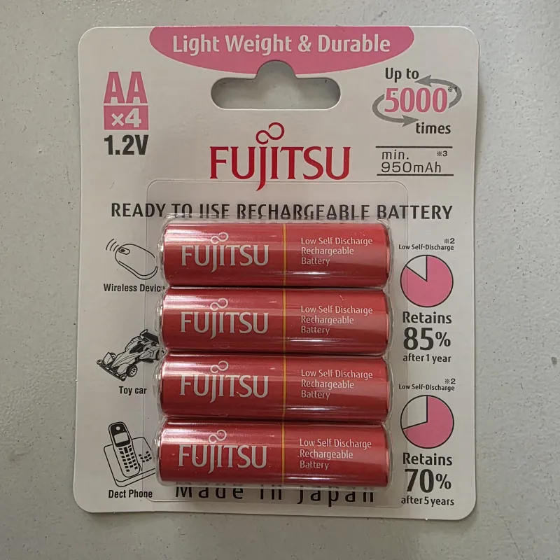 Fujitsu Rechargeable Batteries Baterai Cas Pink 1.2V AA 4pcs